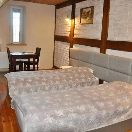 Dom Podcieniowy Na żuławach Wiślanych *