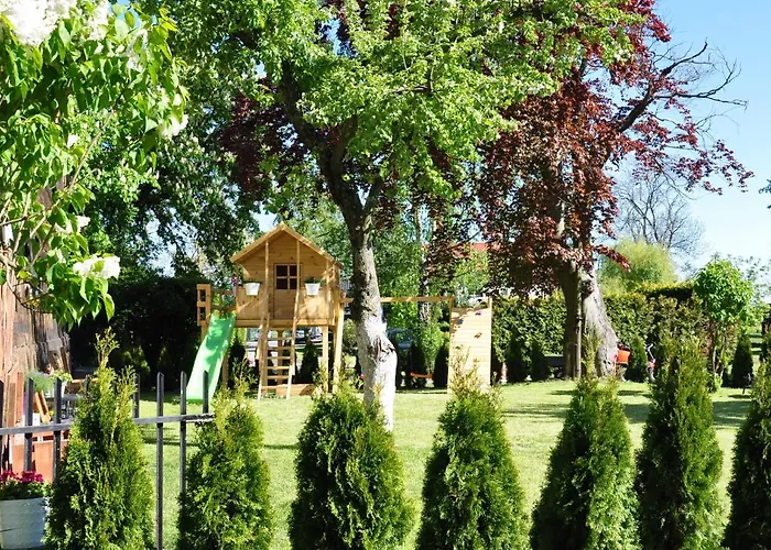 Dom Podcieniowy Na Zulawach Wislanych